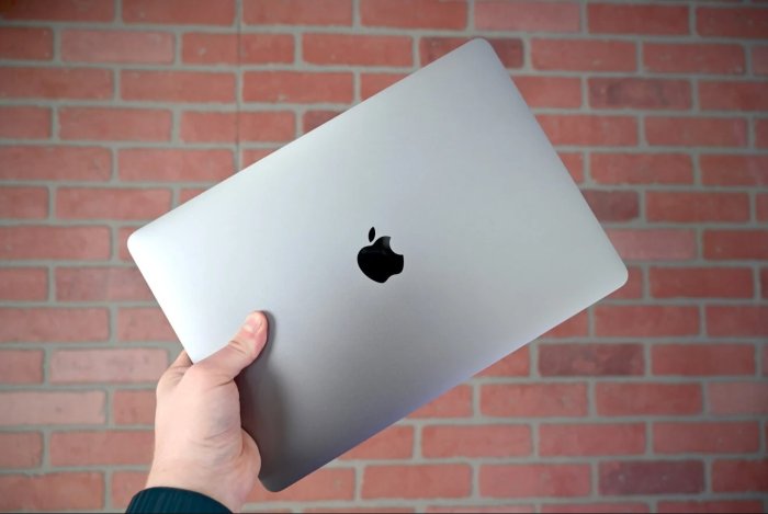 Подходит ли MacBook Air на процессоре M1 для игр